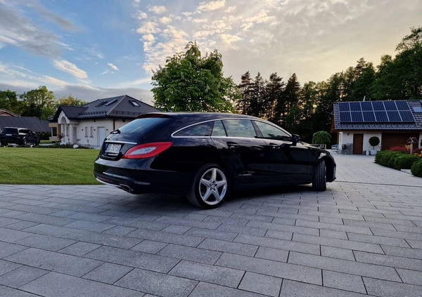 Mercedes-Benz CLS cena 83000 przebieg: 195000, rok produkcji 2013 z Ustroń małe 137